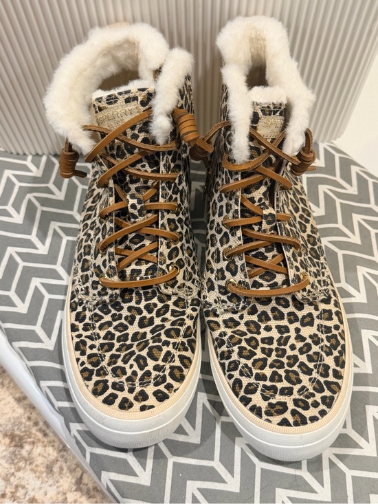 Sperry Shoes - Sperry Leopard Print High-Top Sneakers with Cream Faux Fur